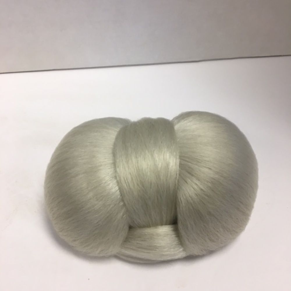 Synthetic clip in Bun